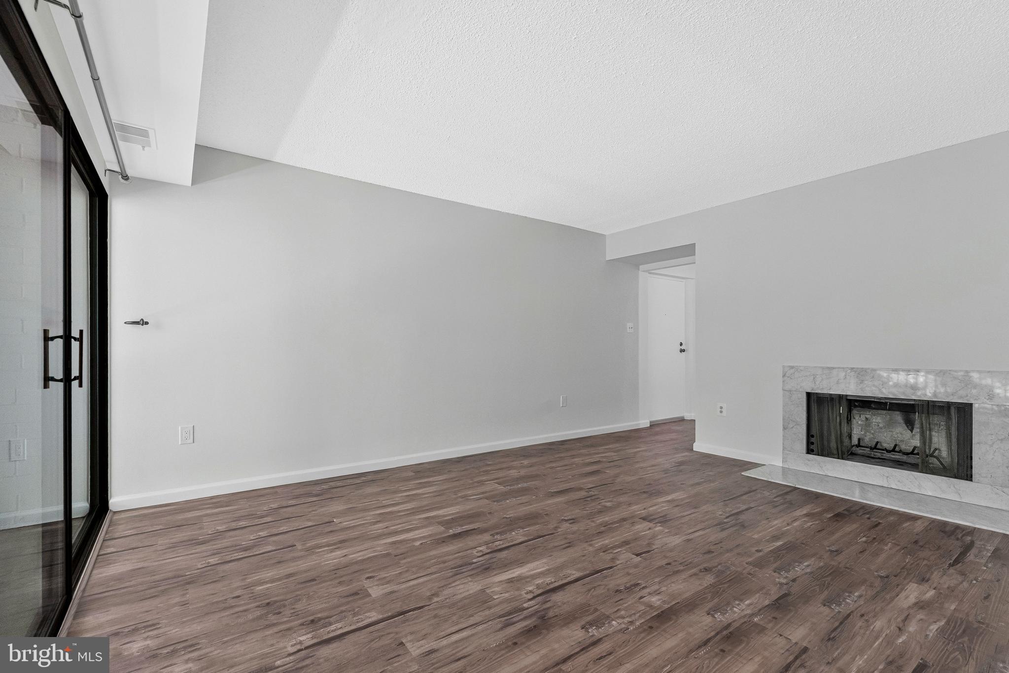 2210 Springwood Drive, Unit 107 Reston, VA 20191 - Photo 6 of 26