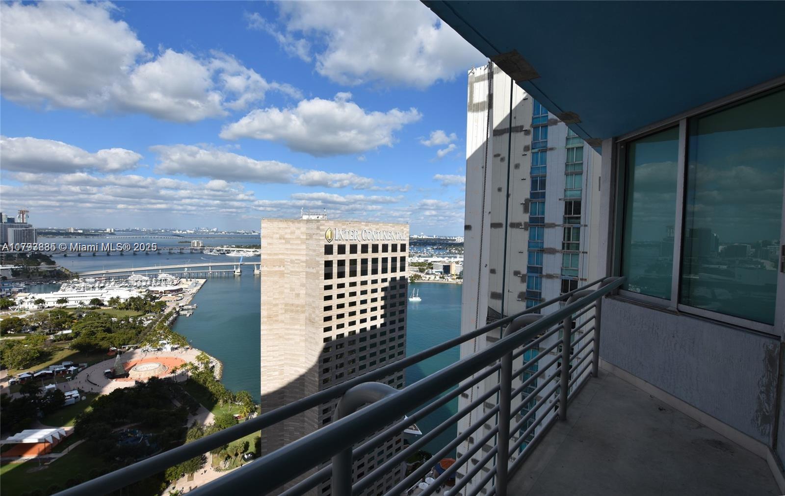 325 South Biscayne Blvd Unit 3822  