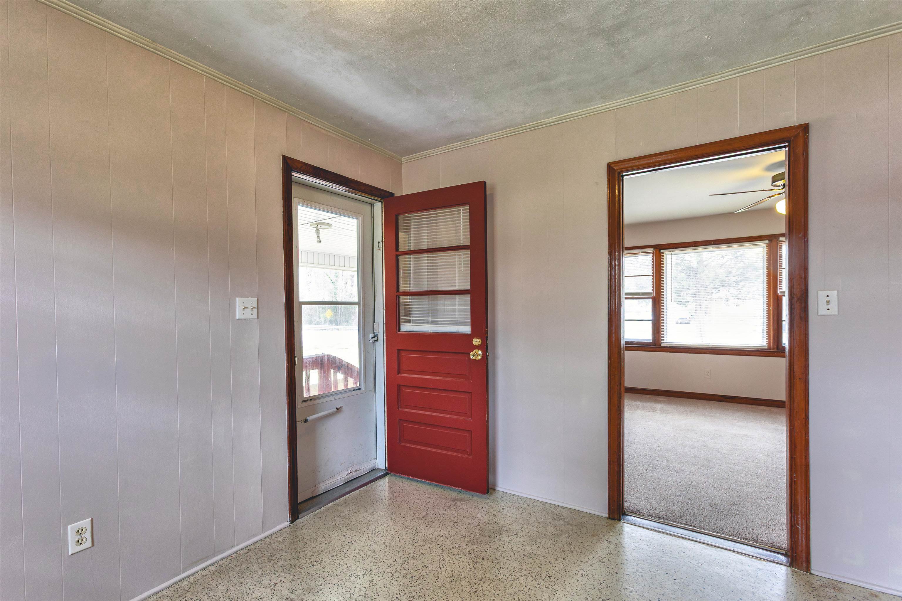 421 Colonial Avenue Gaffney, SC 29340 - Photo 9 of 30