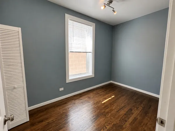 $1,600 | 808 North Sacramento Boulevard, Unit 1R, Chicago, IL 60622