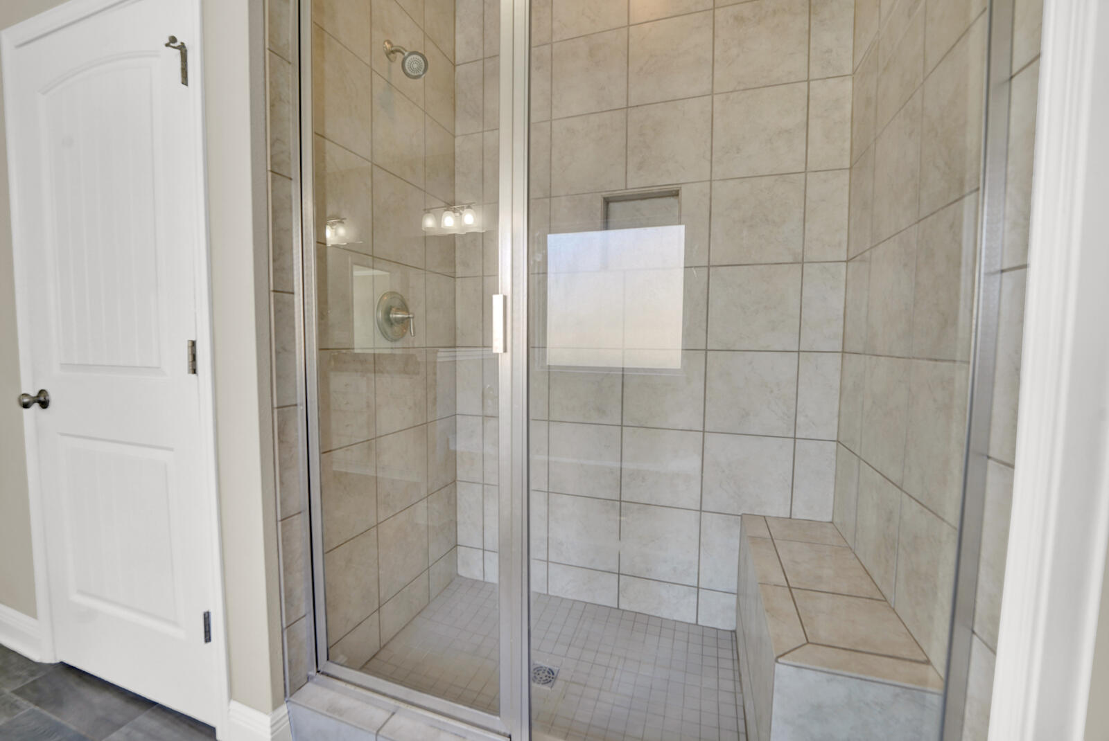 272 Lottie Loop Freeport, FL 32439 - Photo 35 of 53 a bathroom with a shower