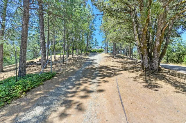 $685,000 | 26375 Barb Wire Lane, Colfax, CA 95713