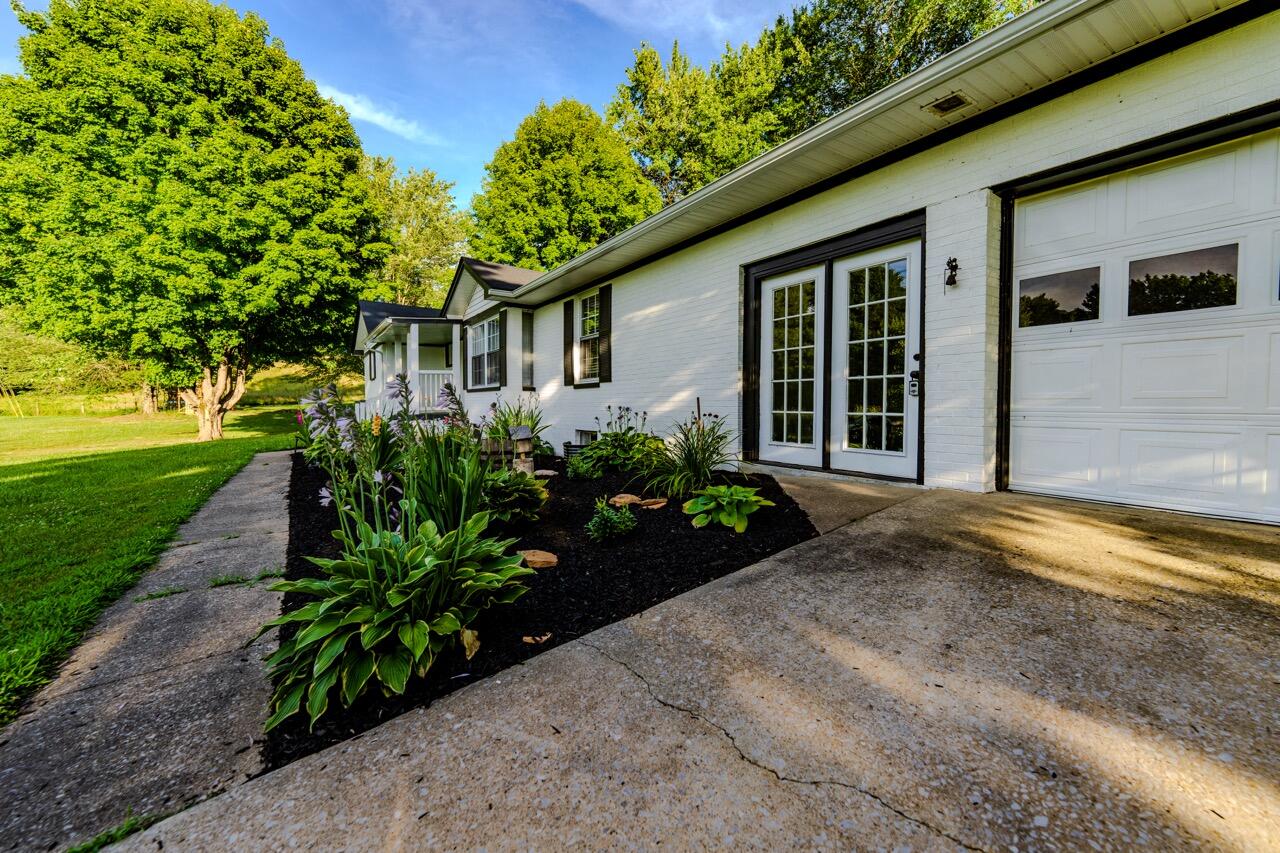 7913 East Laurel Road London, KY 40744 - Photo 9 of 39 dsc05667 large