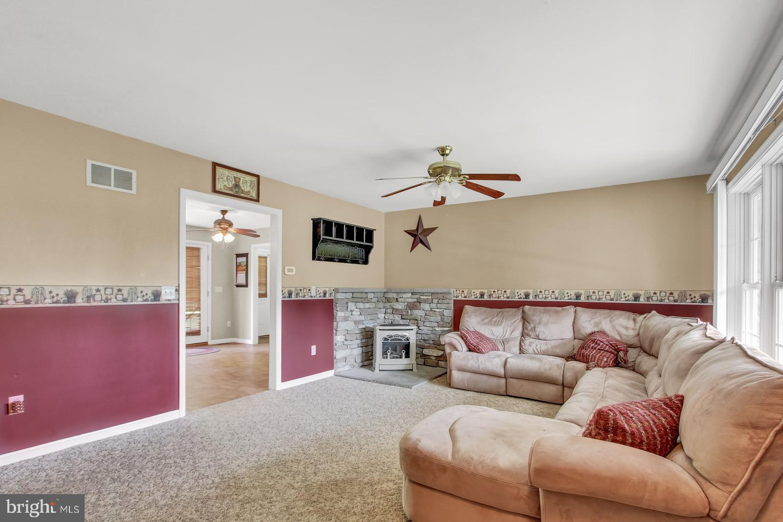 13390 Collins School Road Felton, PA 17322 - Photo 3 of 26 Gallery Image 3