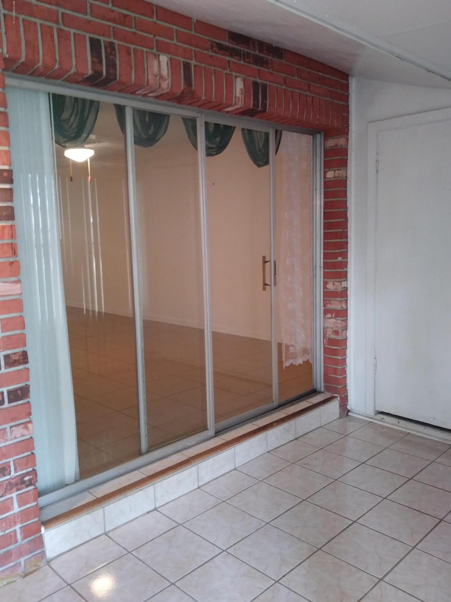 1267 The Grove Road Orange Park, FL 32073 - Photo 46 of 72 20180202_121322