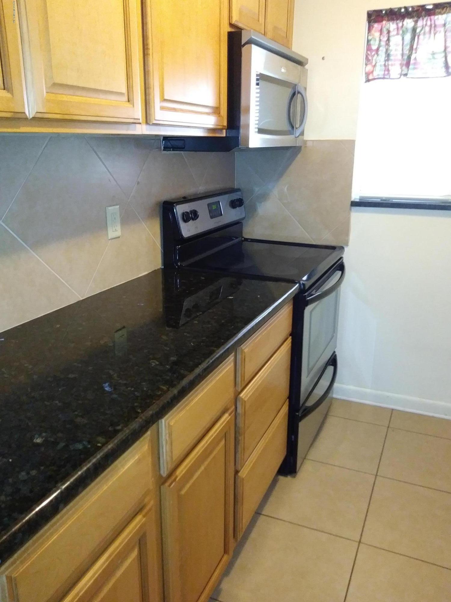 1267 The Grove Road Orange Park, FL 32073 - Photo 10 of 72 20180202_122150