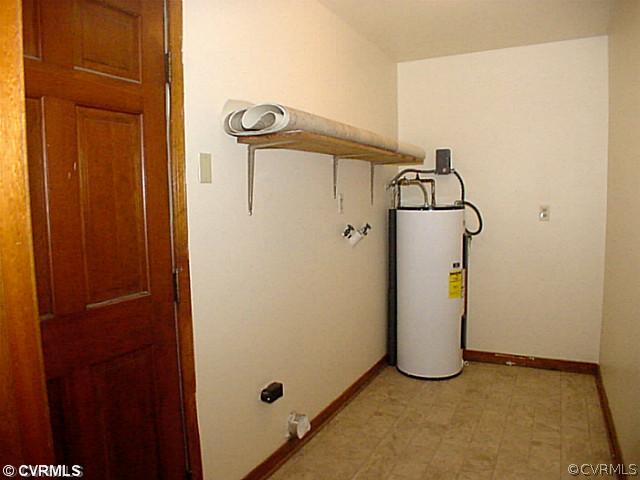11124 Robious Road North Chesterfield, VA 23235 - Photo 13 of 22 a view of a door with a utility room