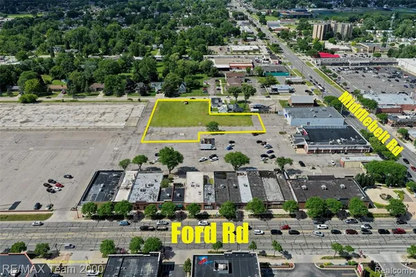 $650,000 | 5705 Middlebelt Road, Garden City, MI 48135