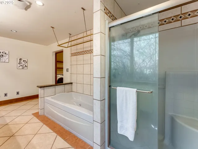 $1,495,000 | 3940 Northwest Owl Drive, Forest Grove, OR 97116