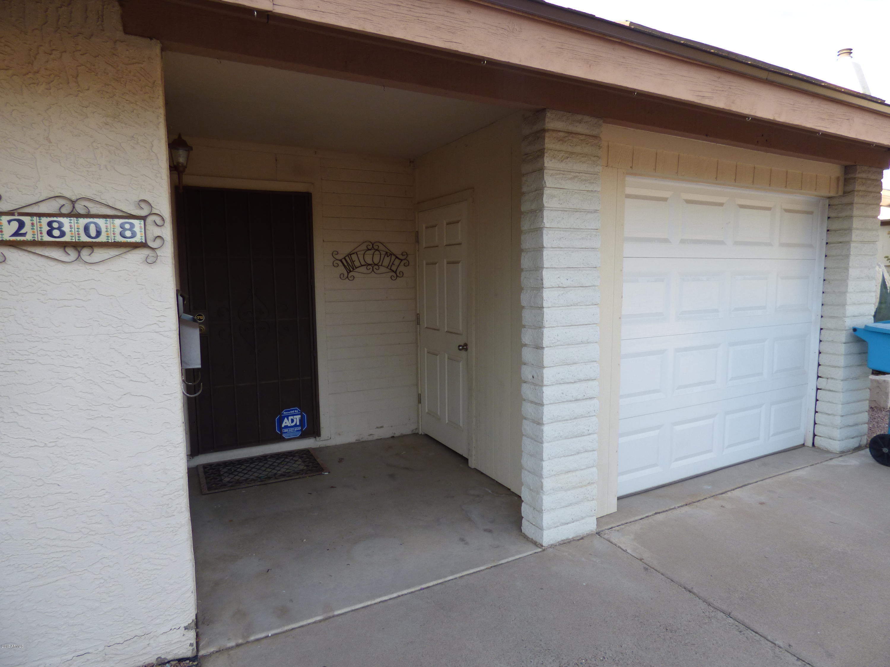 2808 East Cactus Road Phoenix, AZ 85032 - Photo 2 of 21 ClosedCarport-washerdryer1