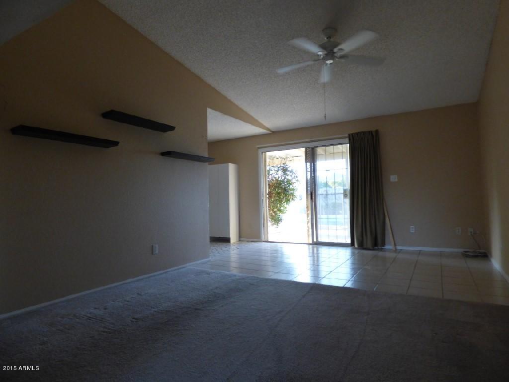 2808 East Cactus Road Phoenix, AZ 85032 - Photo 6 of 21 Liv