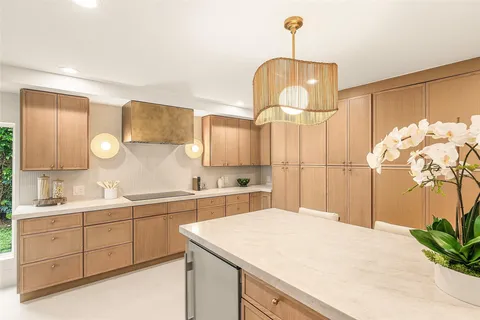 $2,850,000 | 4877 Pineview Circle, Delray Beach, FL 33445