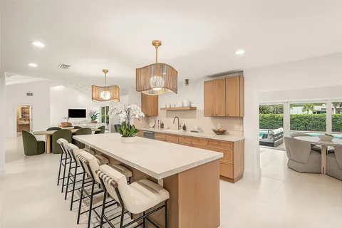 $2,850,000 | 4877 Pineview Circle, Delray Beach, FL 33445