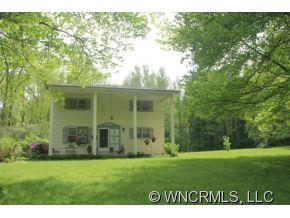 644 Rutledge Drive Hendersonville, NC 28739 - Photo 2 of 24