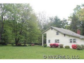 644 Rutledge Drive Hendersonville, NC 28739 - Photo 3 of 24