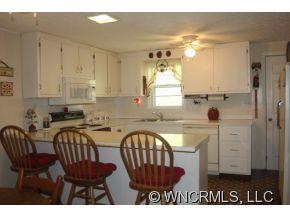 644 Rutledge Drive Hendersonville, NC 28739 - Photo 7 of 24