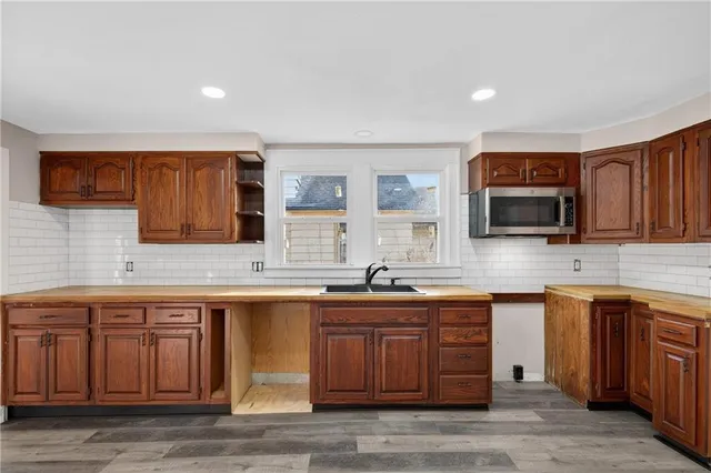 $220,000 | 12 South Eddy Street, Fort Scott, KS 66701