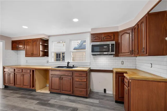 $220,000 | 12 South Eddy Street, Fort Scott, KS 66701