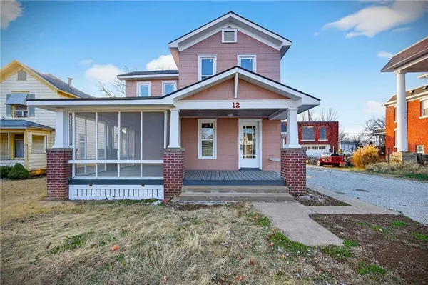 $212,500 | 12 South Eddy Street, Fort Scott, KS 66701