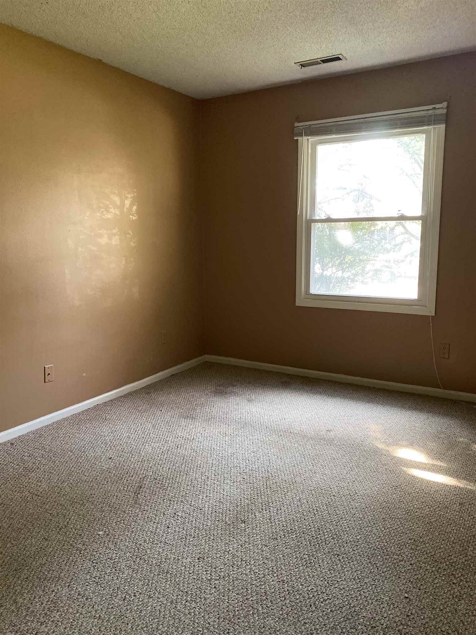 1111 Applewood Road Fort Wayne, IN 46825 - Photo 12 of 18 Gallery Image 12