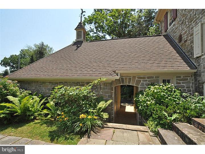 1438 Stocton Road Jenkintown, PA 19046 - Photo 17 of 19 Garage