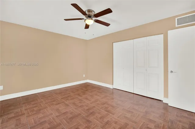 $2,300 | 1340 Lincoln Road, Unit 207, Miami Beach, FL 33139