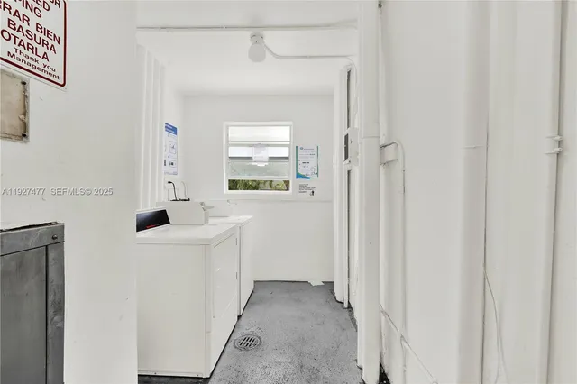 $2,300 | 1340 Lincoln Road, Unit 207, Miami Beach, FL 33139