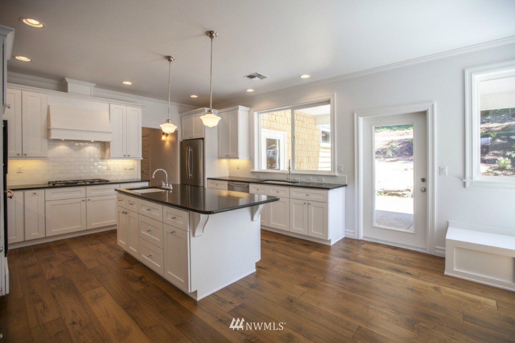 486 Whitecap Road Bellingham, WA 98229 - Photo 5 of 25