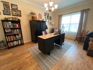 1022 Selous Drive Murfreesboro, TN 37128 - Photo 7 of 29 a room with furniture and a book shelf