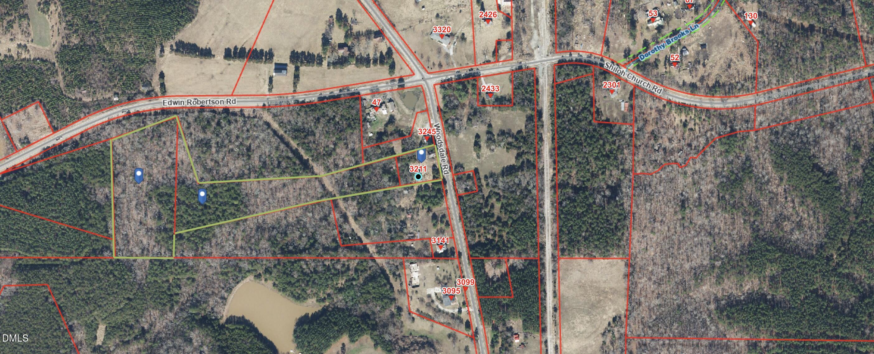 3211 Woodsdale Road Roxboro, NC 27574 - Photo 2 of 5 a view of small yard