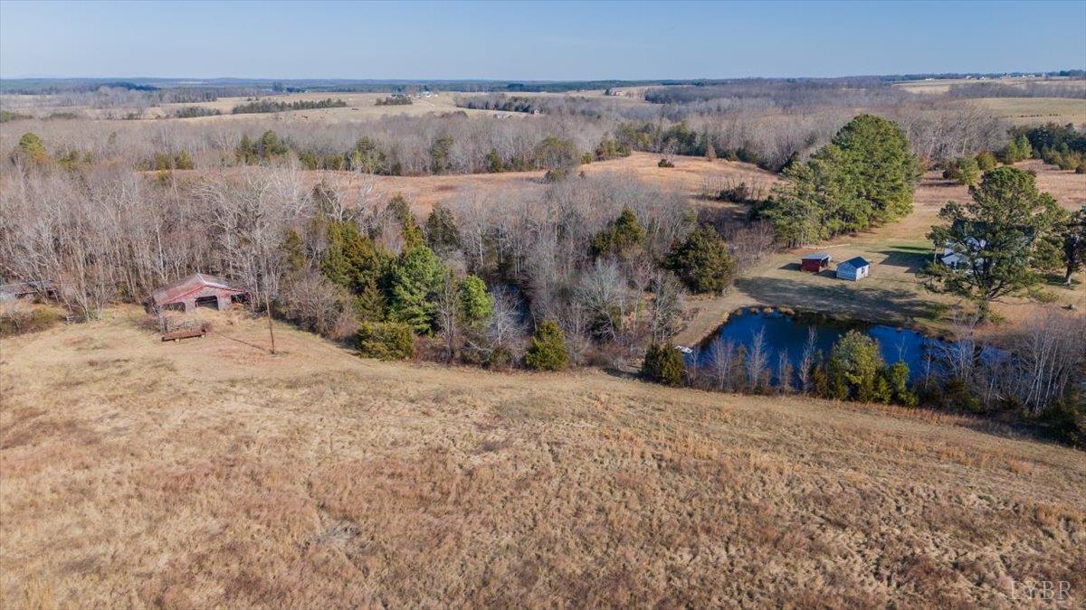 627 Hat Creek Road Brookneal, VA 24528 - Photo 11 of 94