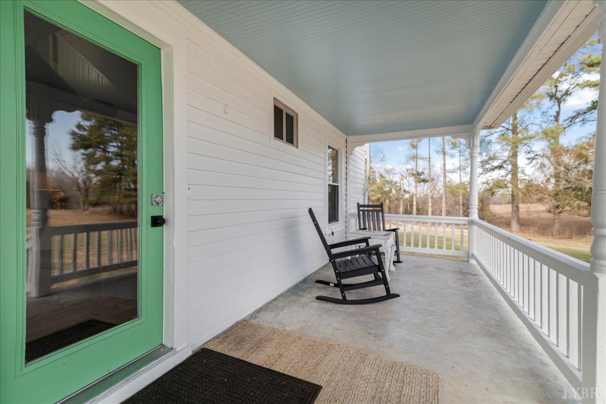 627 Hat Creek Road Brookneal, VA 24528 - Photo 33 of 94