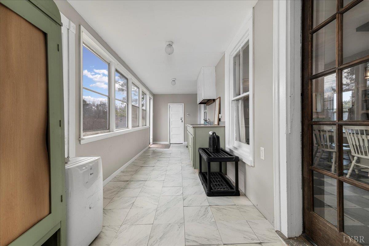 627 Hat Creek Road Brookneal, VA 24528 - Photo 40 of 94