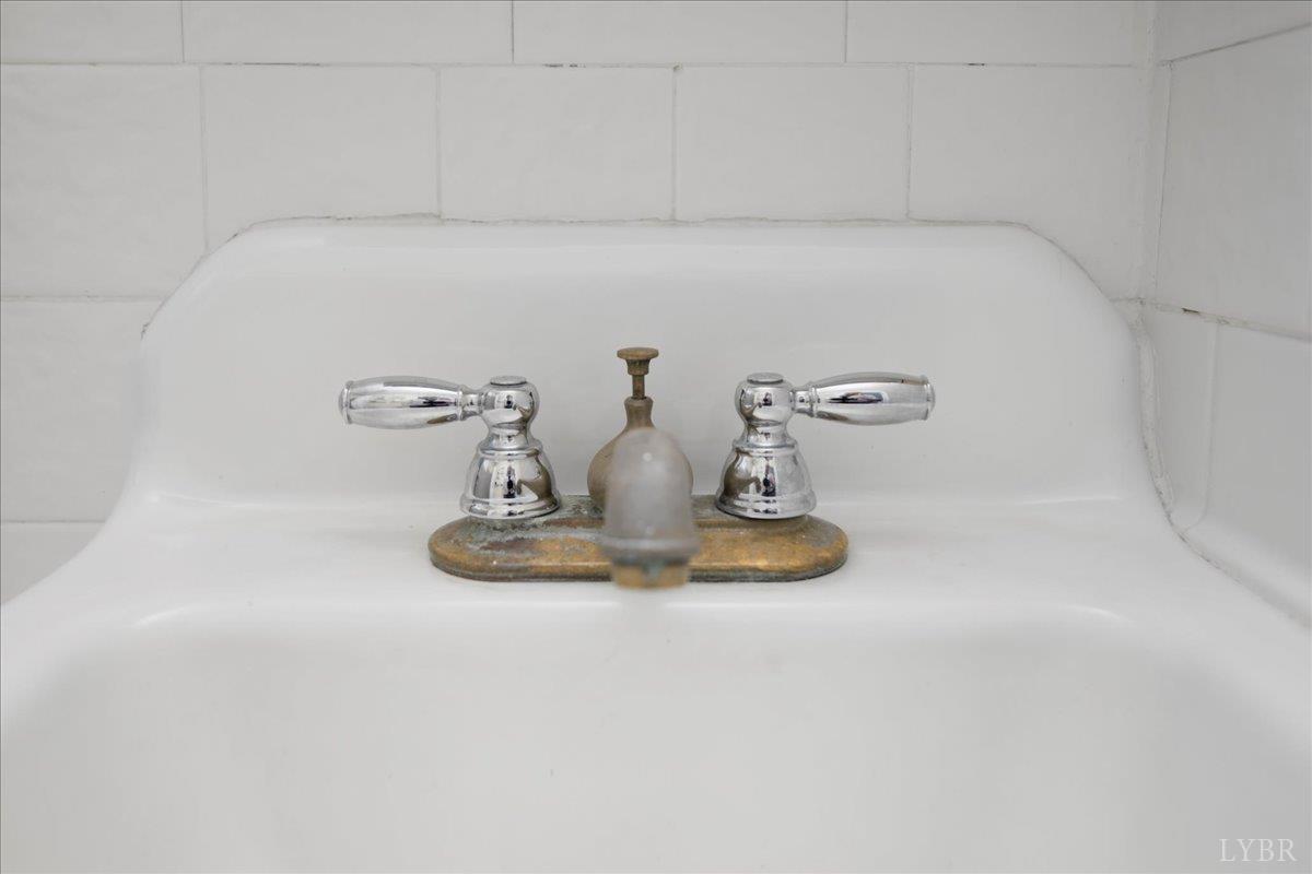 627 Hat Creek Road Brookneal, VA 24528 - Photo 61 of 94