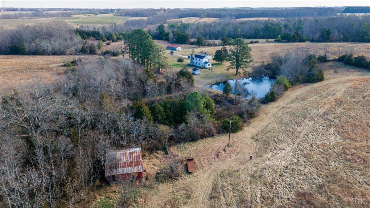 627 Hat Creek Road Brookneal, VA 24528 - Photo 7 of 94