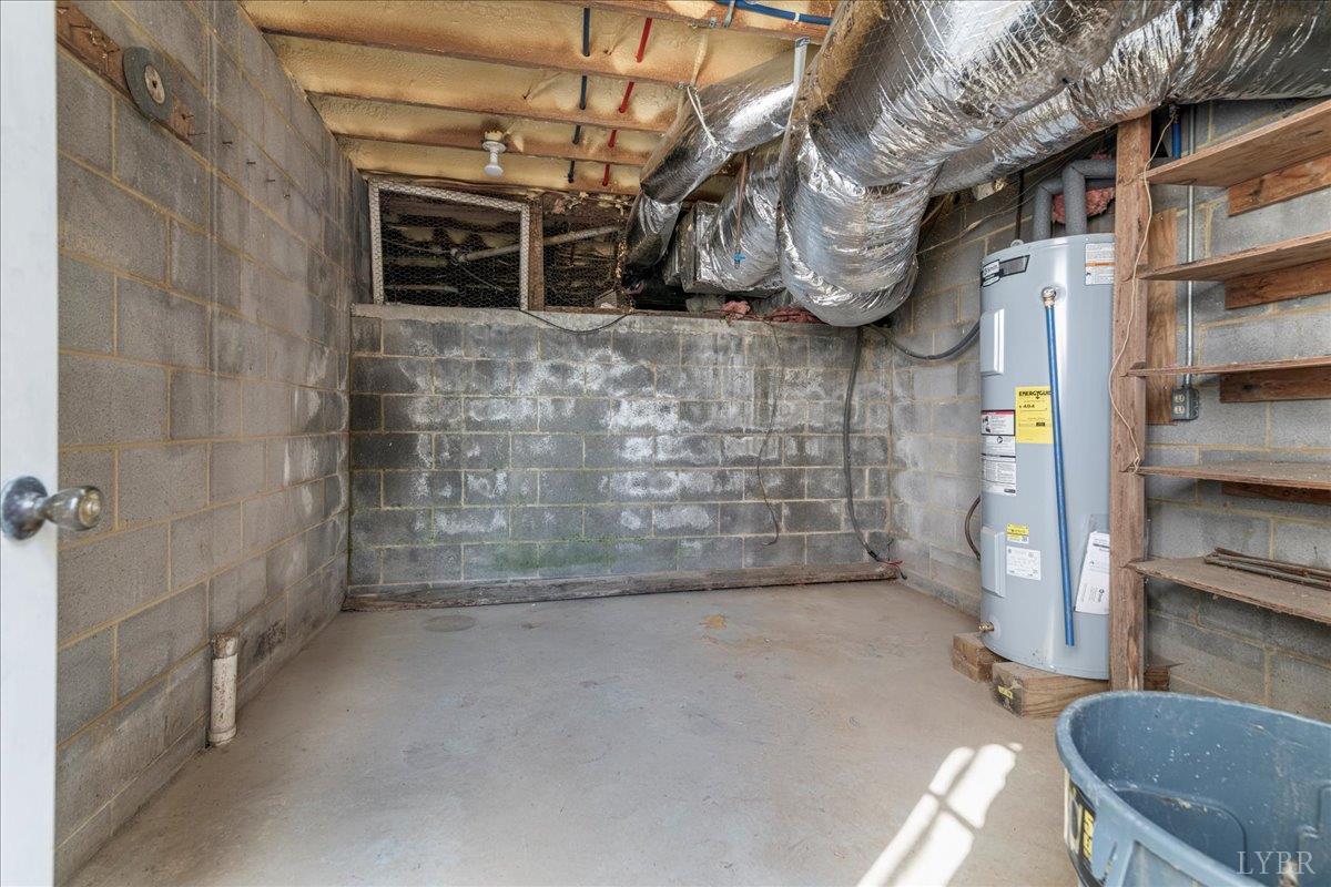 627 Hat Creek Road Brookneal, VA 24528 - Photo 88 of 94