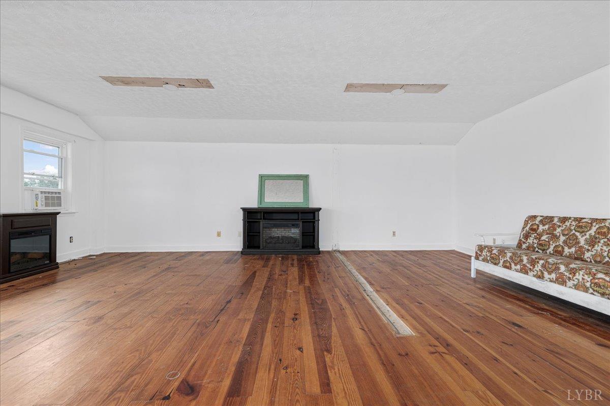 627 Hat Creek Road Brookneal, VA 24528 - Photo 92 of 94