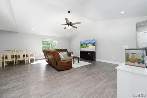 $410,000 | 117 Paradise Street, Waynesville, MO 65583