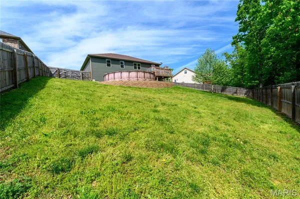 $410,000 | 117 Paradise Street, Waynesville, MO 65583