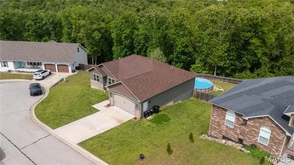 $410,000 | 117 Paradise Street, Waynesville, MO 65583