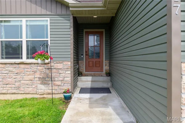 $410,000 | 117 Paradise Street, Waynesville, MO 65583