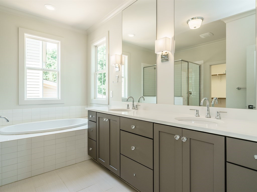 737 Mills Street Raleigh, NC 27608 - Photo 20 of 25 Photo 20