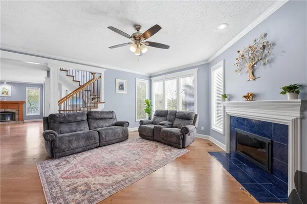 $635,000 | 14741 Robinson Street, Overland Park, KS 66223