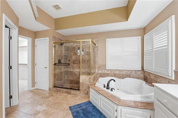 $635,000 | 14741 Robinson Street, Overland Park, KS 66223