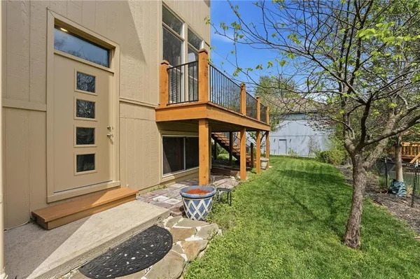 $635,000 | 14741 Robinson Street, Overland Park, KS 66223