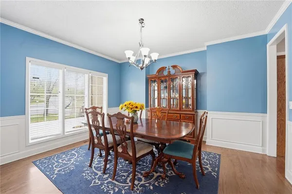 $635,000 | 14741 Robinson Street, Overland Park, KS 66223