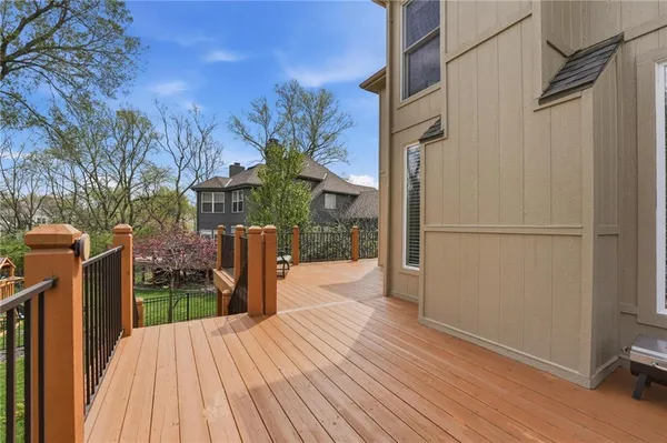 $635,000 | 14741 Robinson Street, Overland Park, KS 66223