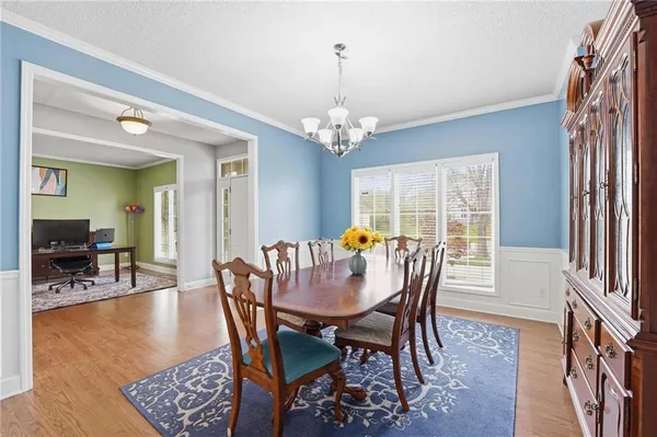 $635,000 | 14741 Robinson Street, Overland Park, KS 66223