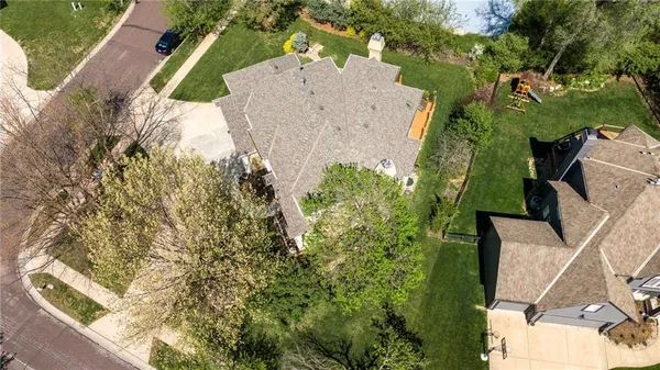 $635,000 | 14741 Robinson Street, Overland Park, KS 66223