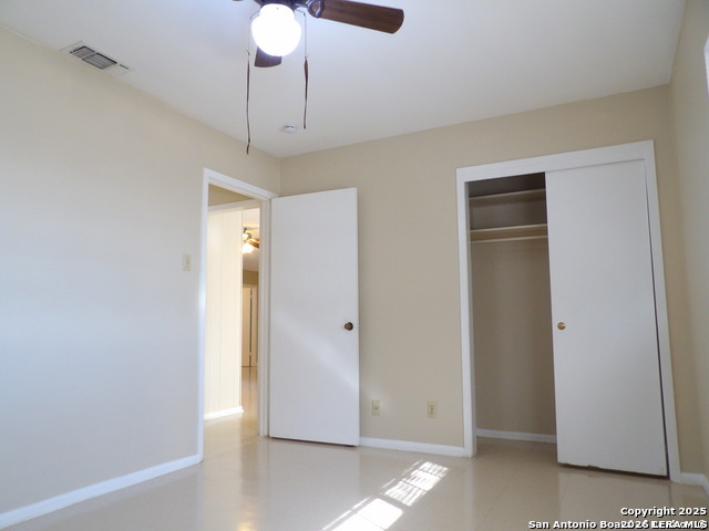 5637 Walzem Road Windcrest, TX 78218 - Photo 15 of 19